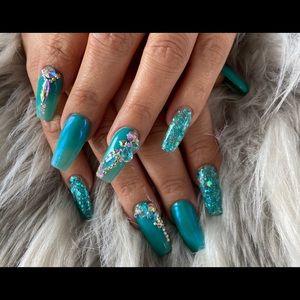 Meet your Posher, Kathia